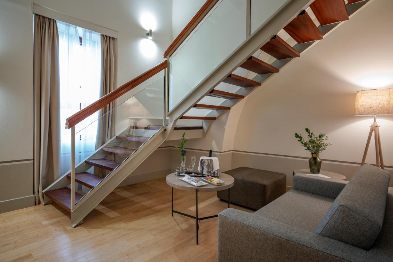 فندق هوسبيس بالاسيو دي أريناليس آند سبا Caces المظهر الخارجي الصورة A suite at the Hotel Axelmannstein