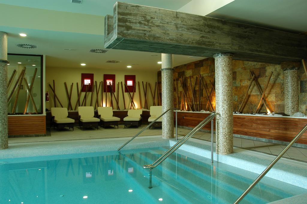 فندق هوسبيس بالاسيو دي أريناليس آند سبا Caces المظهر الخارجي الصورة The spa at the Hotel Axelmannstein
